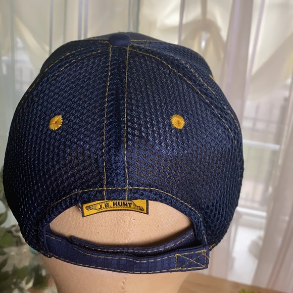 Trucker Hat with Breathable Mesh Adjustable in back - Picture 4 of 8